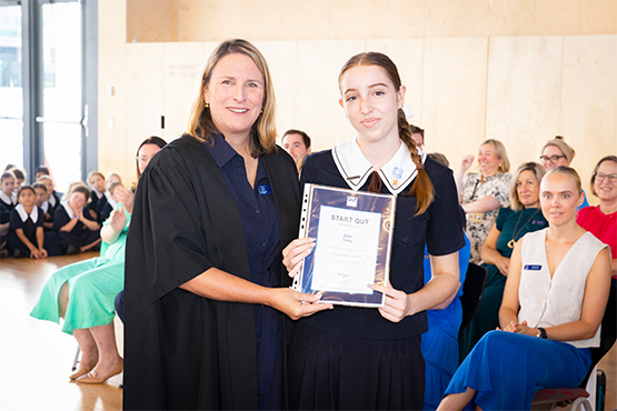 Brisbane girls school student receives QUT Start Scholarship